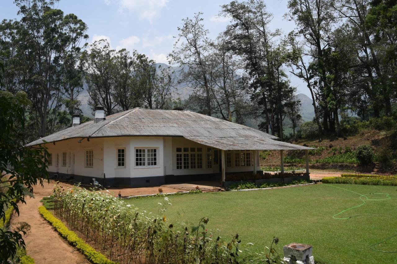 Ama Stays And Trails Tea Estate Bungalows , Munnar Zewnętrze zdjęcie